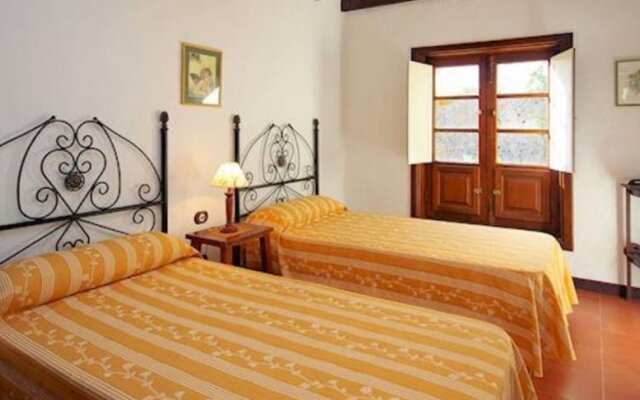 Villa 3 Bedrooms With Pool 103088