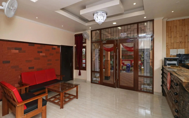 OYO 11737 Prabash Atithi Griha