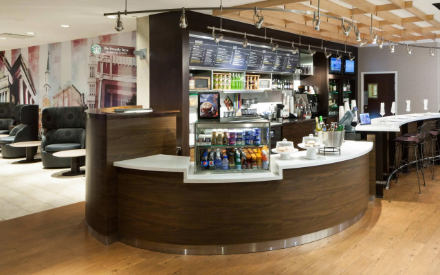 Courtyard by Marriott Alexandria Old Town/Southwest