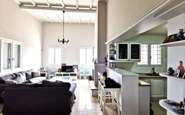 Anissaras Luxury Villa