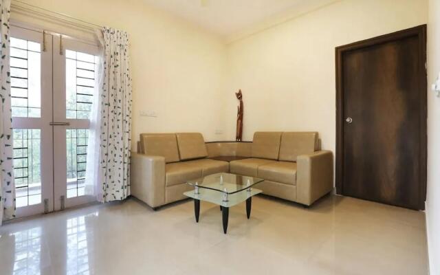 FabHotel Royal Serenity