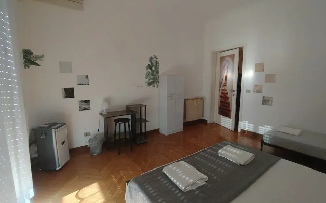 Dock Bay Lodge Hostel