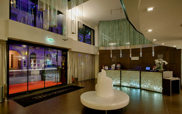 Le Rex Hotel