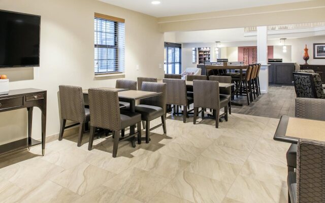 Country Inn & Suites by Radisson, Grandville-Grand Rapids West, MI