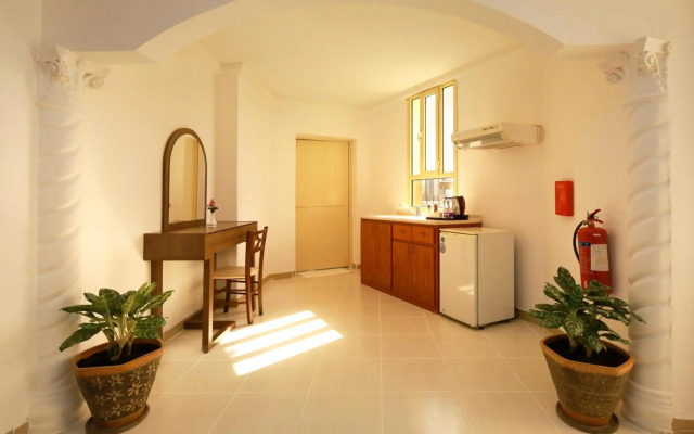 Lavilla Hotel