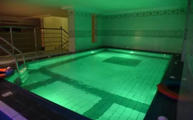 Al Andalus Diamond Hotel