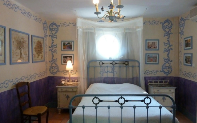 Hotel du Mas de la Chapelle