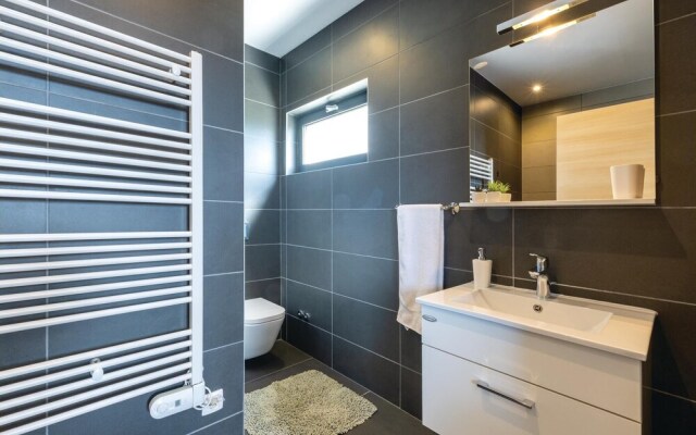 Nice Home in Trogir With Wifi and 4 Bedrooms