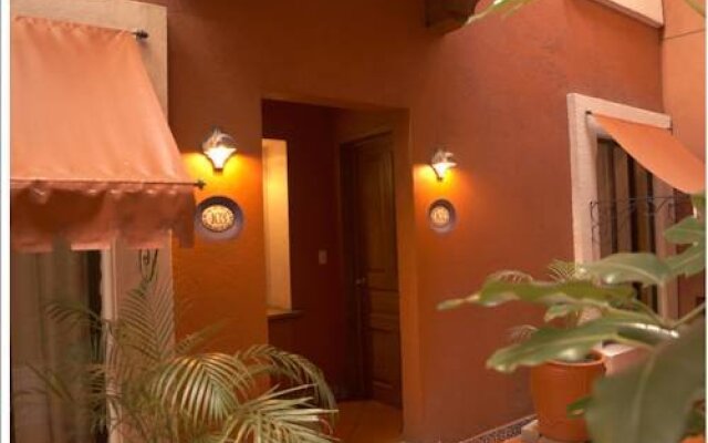 Hotel Suites Del Centro