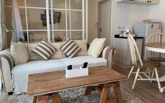 Summer Huahin Condo612,Near beach&Cicada,Beautiful swimming pool