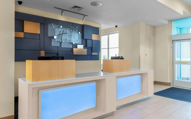 Holiday Inn Express & Suites Leander by IHG