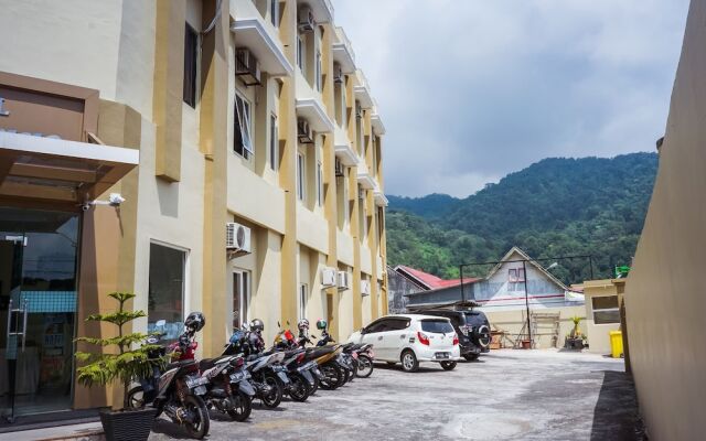Hotel Rangkayo Basa Padang Panjang