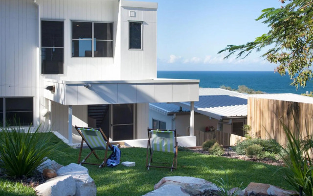 Coolum Beach Holiday House