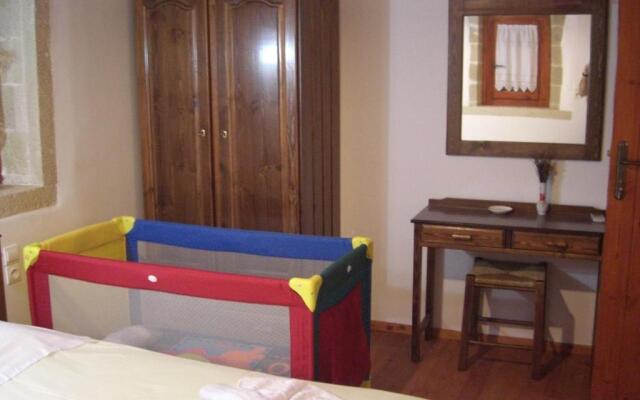 Patriko Traditional Stone Houses