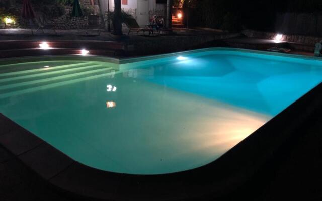 Casetta Con Piscina Fra Catania E Siracusa