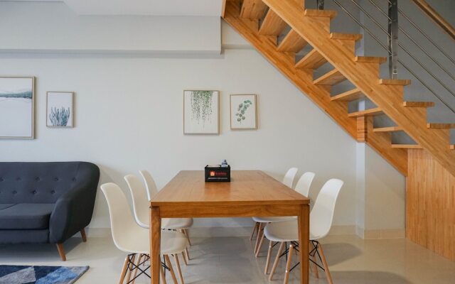 Big And Cozy 3br Apartment at Maqna Residence