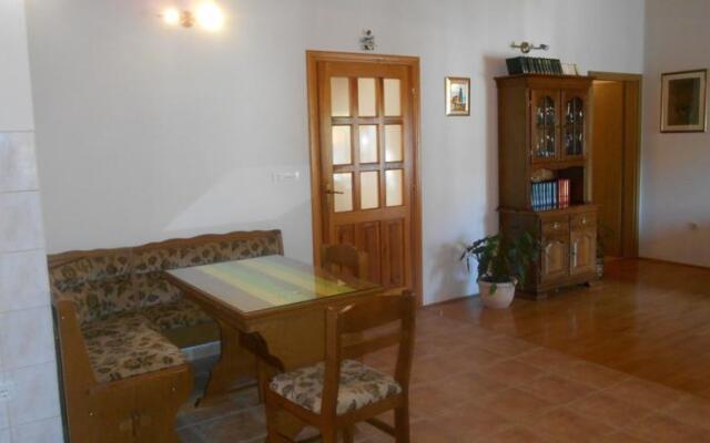 Apartments River Cetina