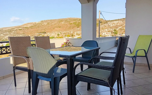 The high level Villa with amazing views 5'from falassarna!