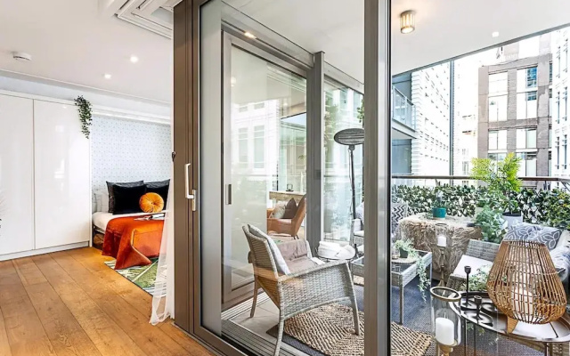 Idyllic Covent Garden Flat