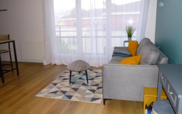 Appartement tout équipé avec piscine proche Stade OL et EUREXPO