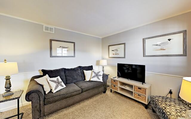 William Hilton #4305 - 2 Br Condo