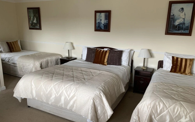 Killiane Castle Country House & Farm