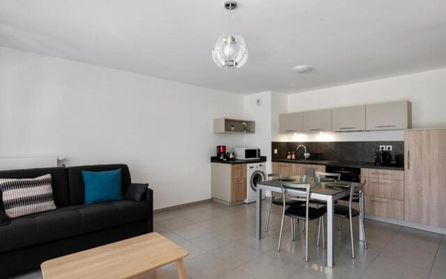 Spacious 1-bedroom with terrace 15 min from Lake Annecy Welkeys