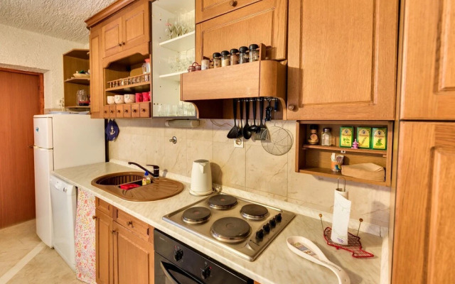 Land - 100m From the sea - A2