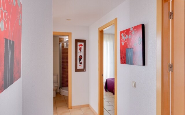 Quaint Apartment near Sea