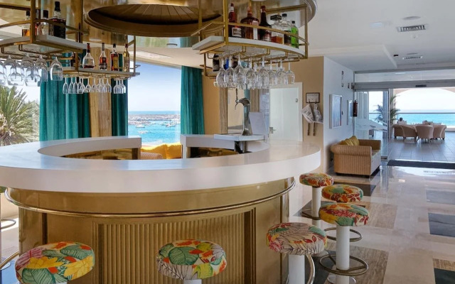 Bull Dorado Beach & Spa - All Inclusive