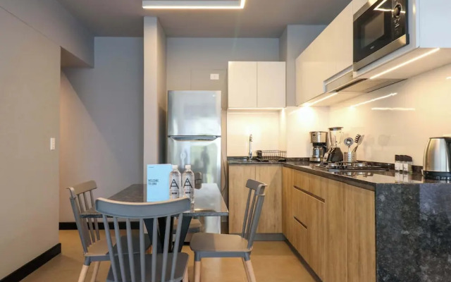 w Stylish 1BR w Balcony in San Isidro