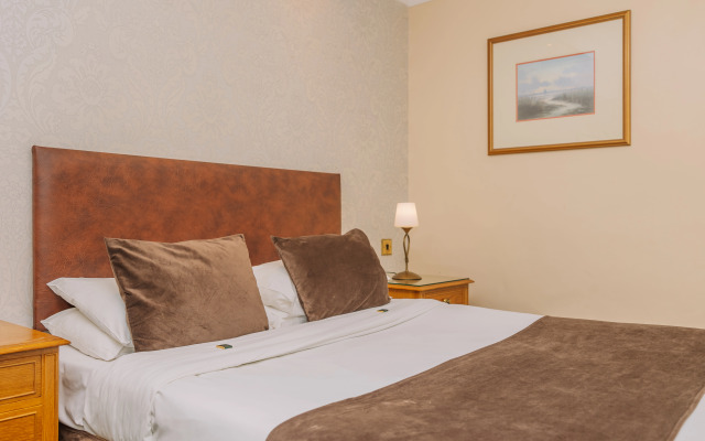 Muthu Belstead Brook Hotel
