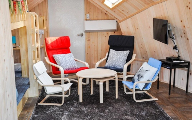 Geojedo Stone Hill Glamping Pension