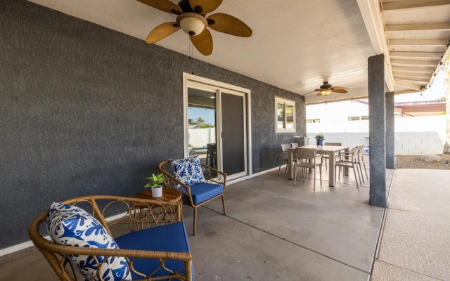 Mesa Garnet 4 Bedroom Home by RedAwning