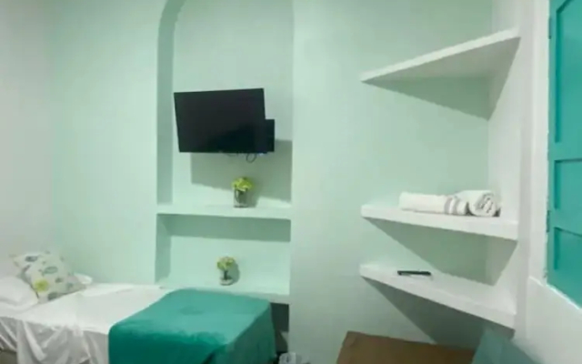 4cr-1m 4 Bedroom House In Getsemani With Air Conditioning And Wifi - Cottages_and_Houses in Cartagena - Photo 2