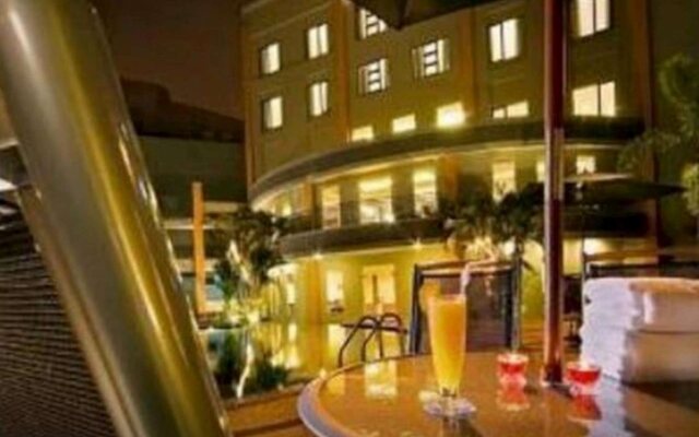 The Sun Hotel Sidoarjo