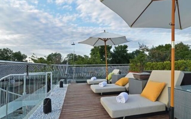 Beijing Heshe Courtyard Hotel