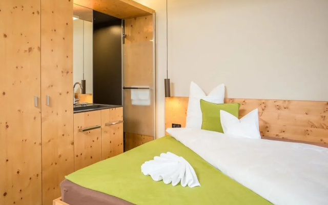 The Alpina Mountain Resort