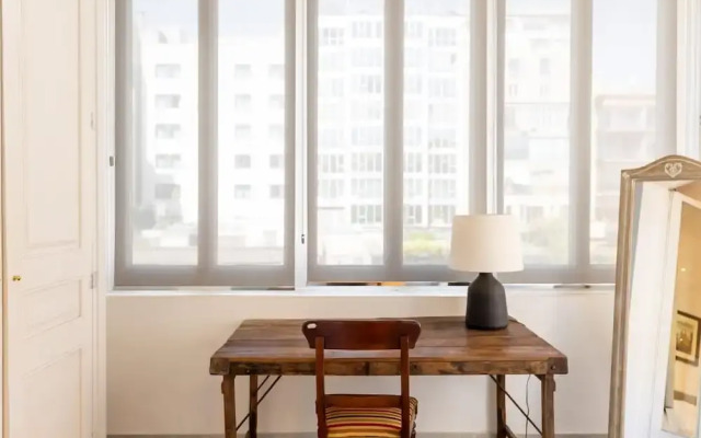 Esplendido Apto de 3 Habitaciones con Terraza