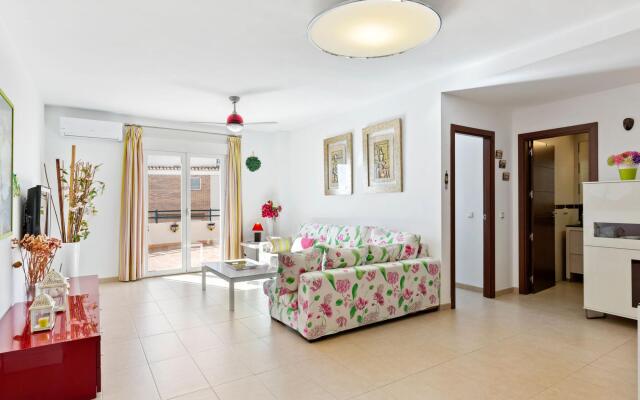 Modern Apartment in La Herradura with Sea Nearby