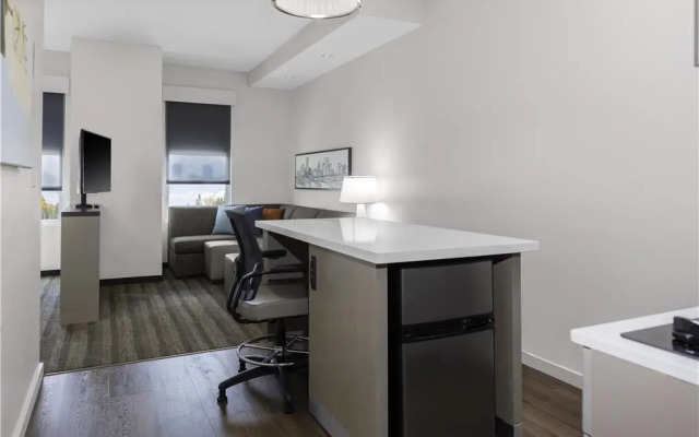 Hyatt House The Woodlands-Shenandoah