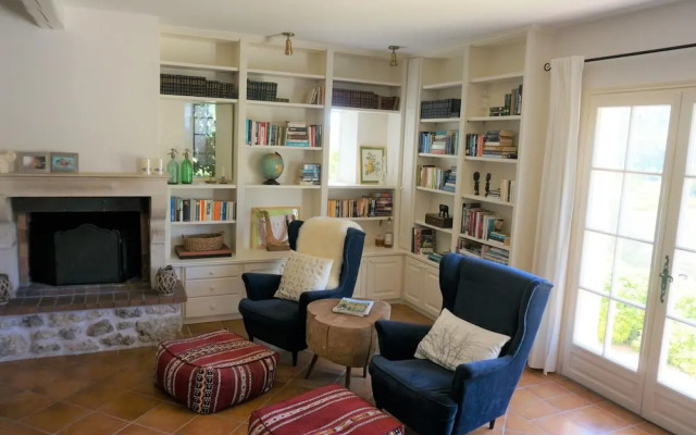 Holiday Home With Garden Near Lorgues