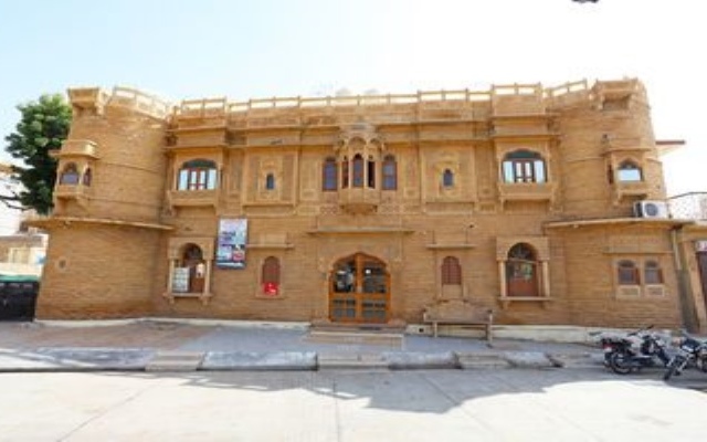 Hotel Meera Mahal