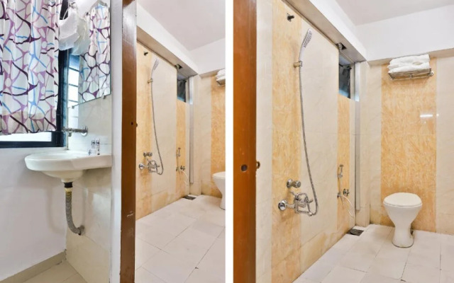 Hotel Day Night Stay By OYO Rooms