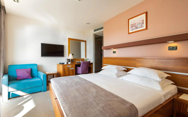Hotel Plaza Omis