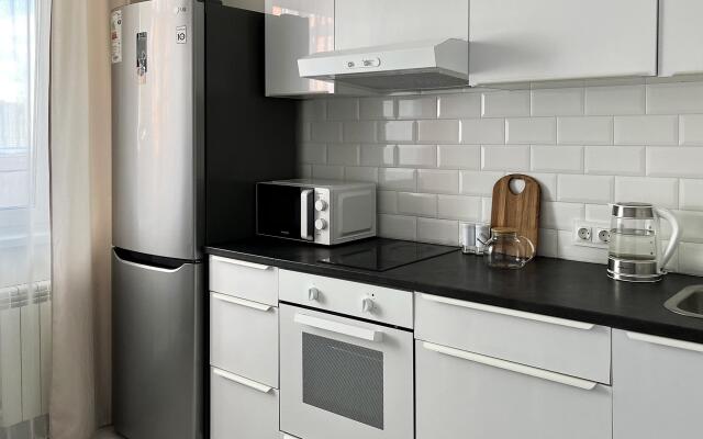 Династия на ул. Караульная