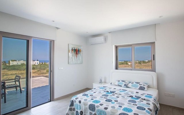 Villa Ioanni Chrysos - Luxury and New 6 Bedroom Protaras Villa - Beautiful Sea Views