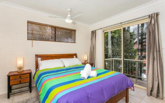 Fiesta Palms 6 - Central Byron Bay