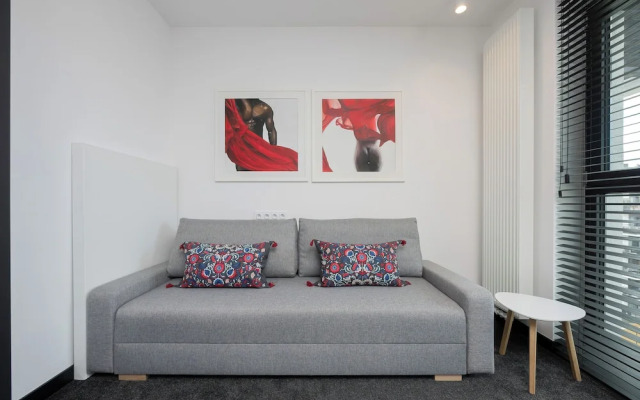 Apartment With A/C by Renters Prestige