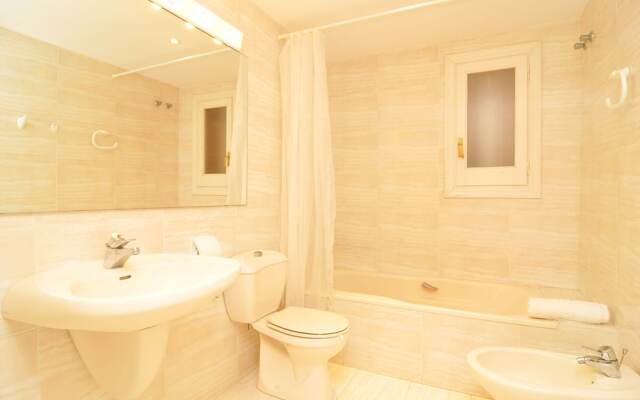 HomeHolidaysRentals Experience - Costa Barcelona